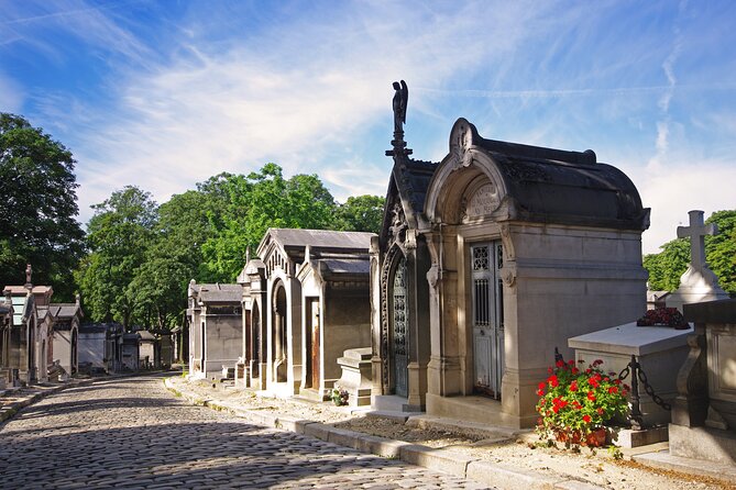 Private Père Lachaise Cemetery Walking Tour - Quick things to know before you go