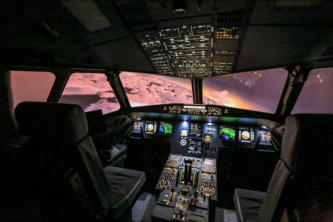 Private Pilotage of a Flight Simulator in Paris - Entering the A320 cockpit, engines to takeoff