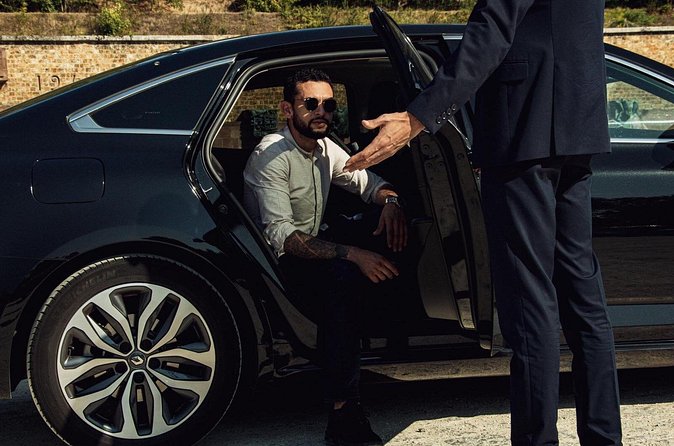 Private Taxi transfer from CDG airport to Paris - Who This CDG Transfer Fits Best