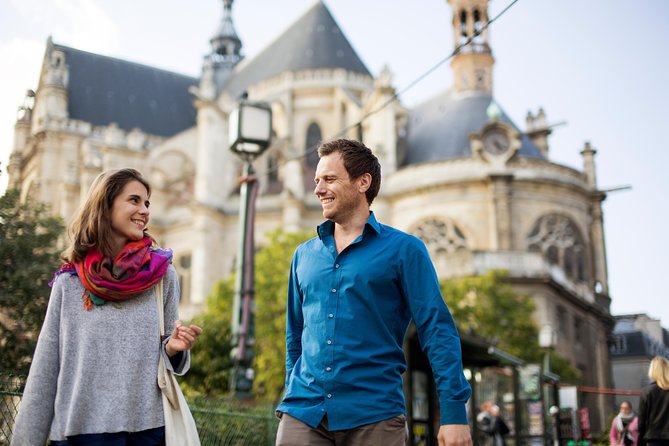 PRIVATE TOUR: Highlights & Hidden Gems of Paris With Locals - Louvre Museum time: what you can learn without getting stuck
