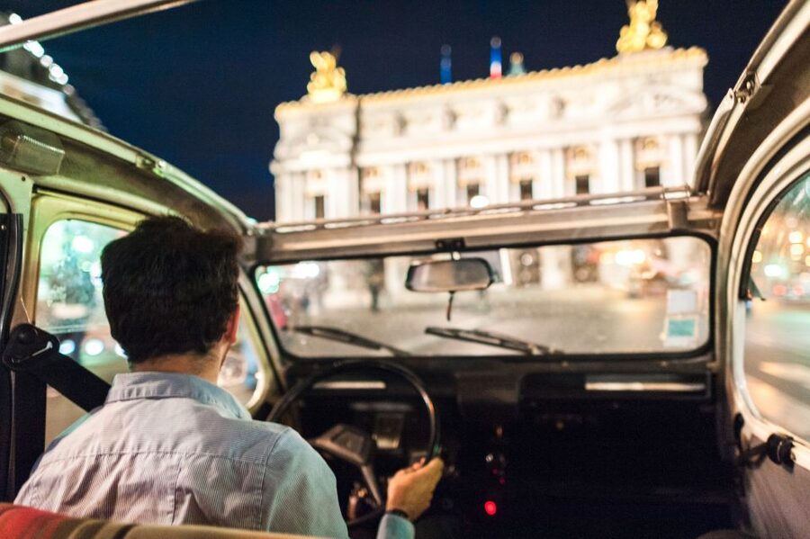 Private tour of Paris by Night with Champagne - Starting in the Right Place: Hotel Pickup and a 2-Hour Game Plan