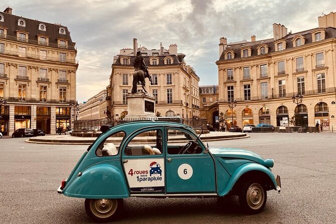 Private tour Paris Little-known places 2 hours in Citroën 2CV - Why a vintage 2CV works so well in Paris