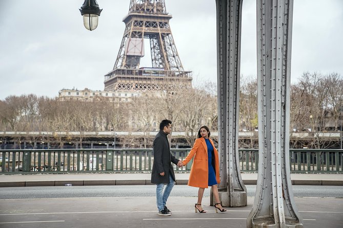 Private Tour: Personal Travel Photographer Tour in Paris - Sacré-Cœur in Montmartre: classic skyline portraits