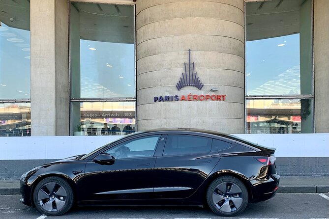 Private Transfer CDG Airport <-> Paris - One way - Booking Setup: Choosing Your Pickup, Time, and WhatsApp Details
