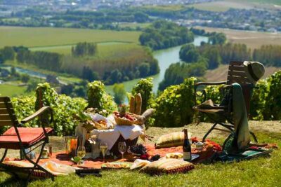 Private Trip: Tour in Epernay & Champagne Tastings from Paris