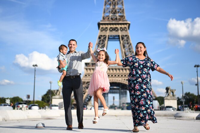 Private Vacation Photos in Paris - Price and Value: $300.06 Per Group Up To 6 People