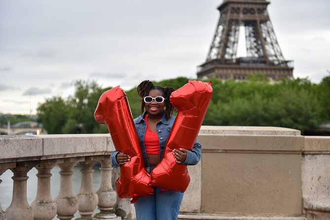 Private Vacation Photos in Paris - What a Private English-Speaking Photographer Changes in Your Posing