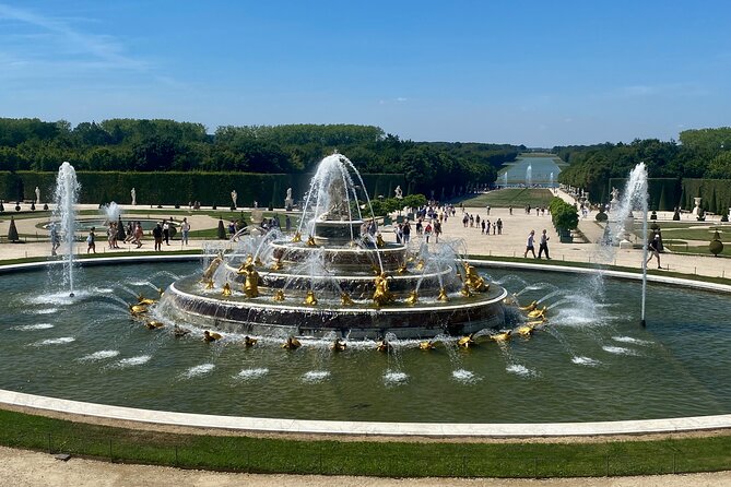 Private Versailles, Gardens, Trianon Live Guided Trip by Mercedes - The one snag to be ready for: ticket availability on the ground
