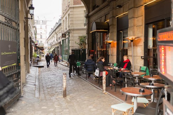 Saint-Germain Flavors Sweet & Savory Food Tasting Tour - Walking pace, group size, and how to show up prepared