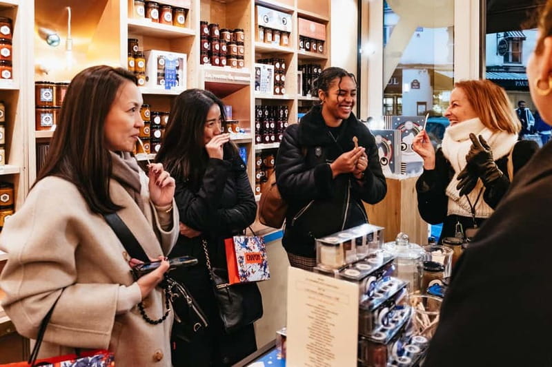 Saint-Germain: Gourmet Chocolate & Pastry Walking Food Tour - Debauve & Gallais: where the chocolate story starts