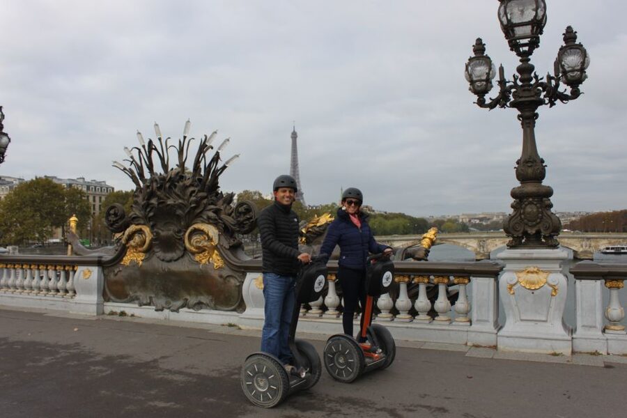 Segway private tour Lights of Paris - Why a Segway night tour in Paris feels different