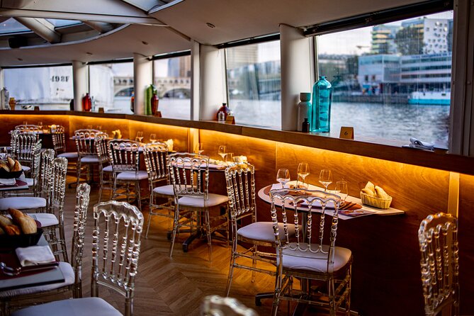 Seine River Dinner Cruise with Rooftop and Live Singer - Price and drinks: where the real cost can creep in