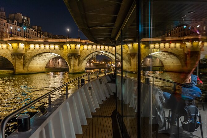 Seine River Evening Cruise with Music (Drink Options) - Getting the Best Views: Seats, Crowds, and the Eiffel Sparkle Question