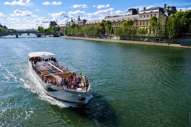 Seine River Guided Cruise with Kids by Vedettes de Paris - What you see from the water: Eiffel Tower, Orsay, Notre-Dame, Louvre, Grand Palais
