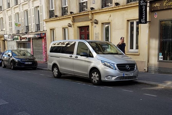 Shuttle Departure from Paris Hotel/Apartment to the Airport - Airport drop-off, then your job starts