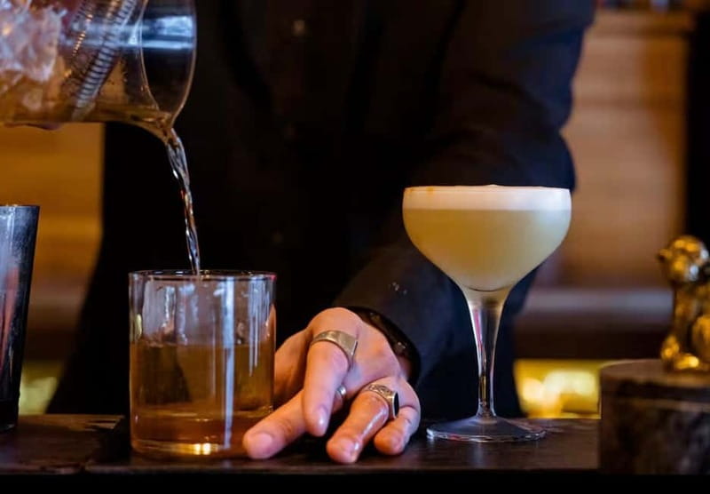 Sip your way through Paris Night life - Meeting Victoria Patrick at McDonalds République