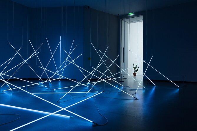 Skip-the-line Ticket Premium Access to Fondation Louis Vuitton - Stop by Stop: What Happens at Fondation Louis Vuitton