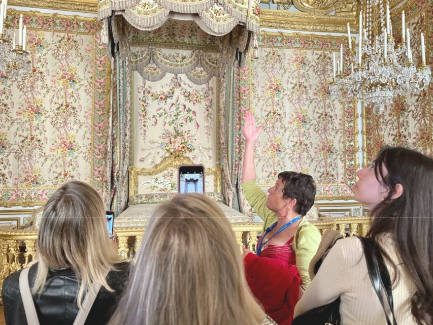 Skip-the-Line Versailles Palace & Garden Tour with Transport - From Pont de lAlma to Versailles, the train part is the smart warm-up