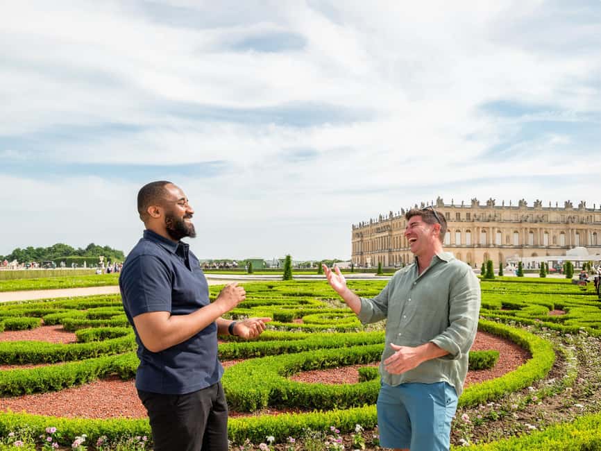 Skip-the-Line Versailles Palace & Garden Tour with Transport - Versailles gardens and fountains: 2,000 acres sounds huge, so you need a plan
