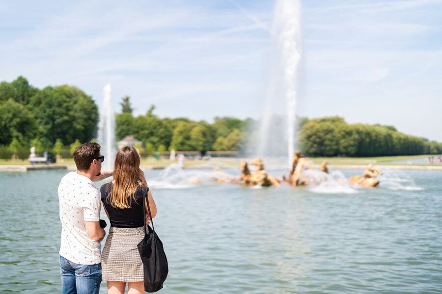 Skip-the-Line Versailles Palace Tour by Train from Paris - Musical Gardens or Fountain Show: What You’ll See in the Parks
