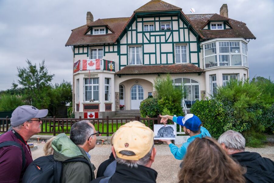 Small-Group Canadian Normandy D-Day Juno Beach from Paris - Walking Juno Beach shore: seeing the beach like June 1944