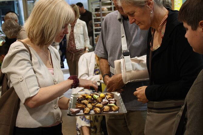 Small Group Tour - Paris Sweet Tooth Stroll - The 90-minute flow, from Danton to dessert shops