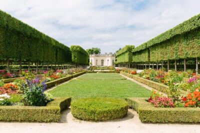 Small Group VIP Versailles Bike Tour w/ King’s Apartments Access