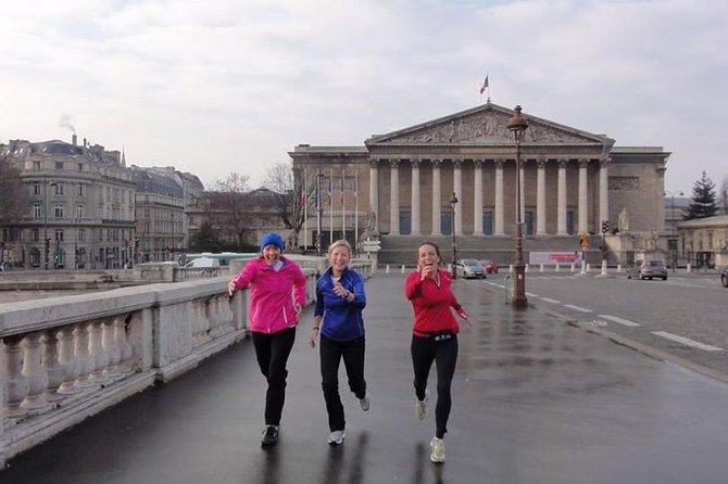 Sports, fun and educational discovery of Paris - Musée d’Orsay and the Eiffel Tower: views that depend on your route