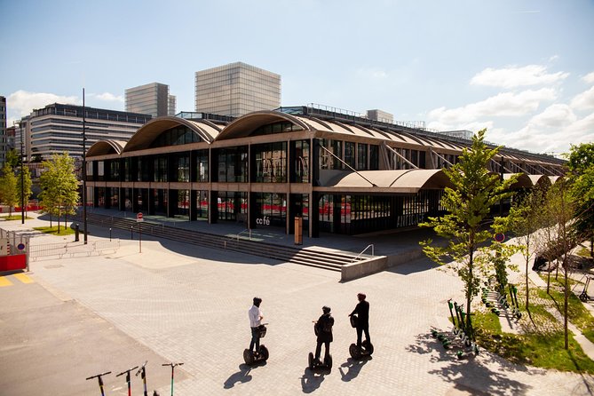 Street Art tour in Paris - Discover Paris murals ! - Group size and how it affects your experience