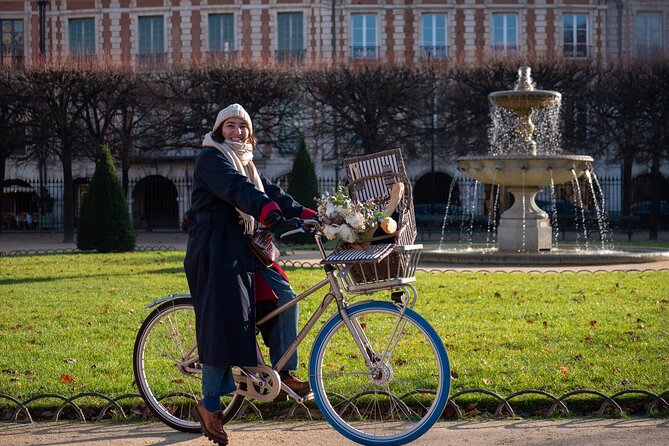 Sunrise Biking Tour: Paris Before the Crowds - Guides make or break early mornings, and this one usually shines