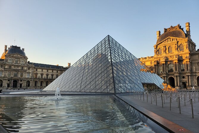 Sunrise Walking Tour: Paris Before the Crowds - Stop 2: The Peaceful Seine Before Tourist Boats