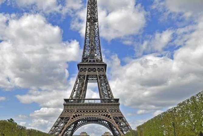 SUV Private Transfer: Charles de Gaulle Airport (CDG) to Paris - Pickup and Meeting the Driver: The Voucher Routine That Saves Time