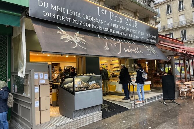 Sweet walking food tour in Paris with local guide - Price and value: what $142.98 buys you in practice