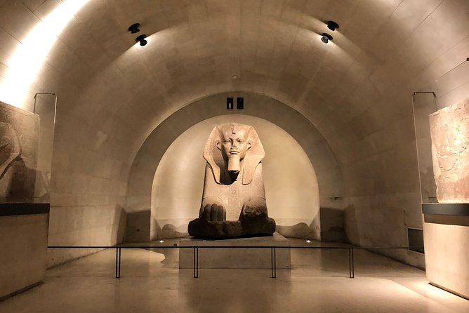 The Essential Louvre Masterpieces Tour - Limited to Six Guests - Meeting point, bag rules, and how to avoid start-of-tour stress