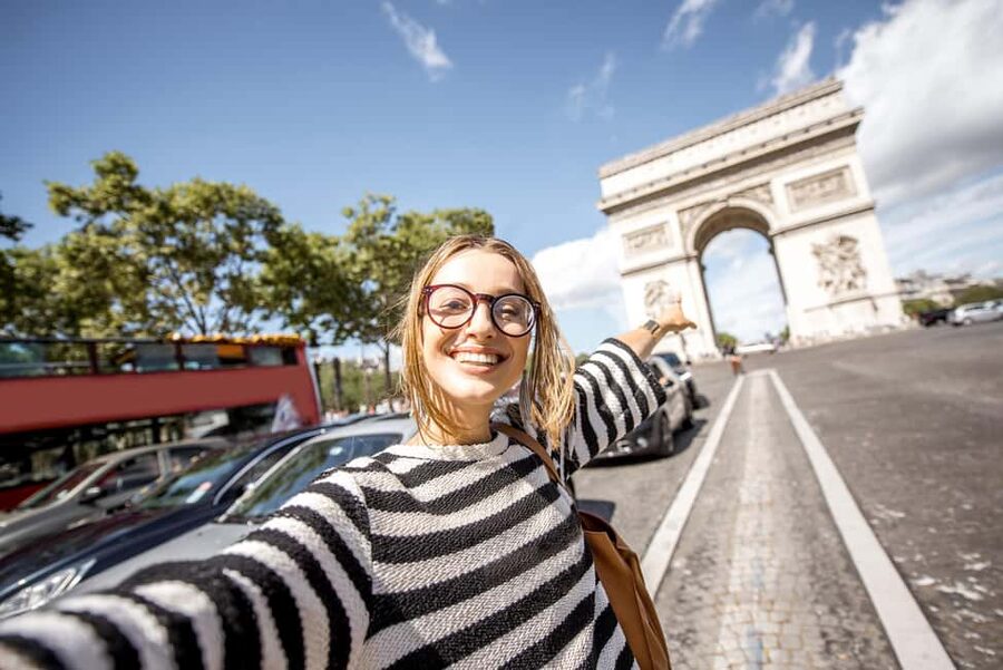 The Paris Pass® Plus: 90+ Attractions including The Louvre - Using the Go City app without losing time