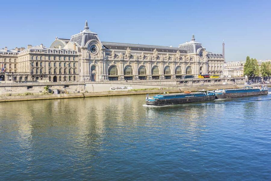 The Paris Pass® Plus: 90+ Attractions including The Louvre - Notre Dame area and Sainte-Chapelle: how to plan around exterior views
