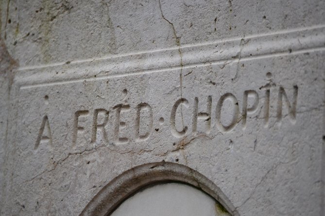 The Pere Lachaise Cemetery Private Tour - Meet-up, end point, and how that affects your day