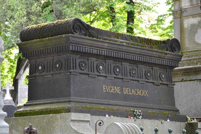 The Pere Lachaise Cemetery Private Tour - Price and value for a group up to 15