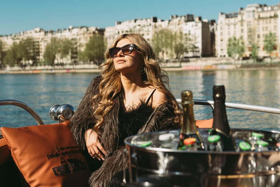 Top Private Cruises in Paris with Champagne + more surprises - Key things to know before you book