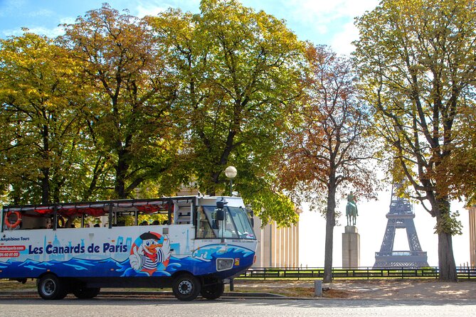 Tours of Paris and the Hauts-de-Seine in an Amphibious Bus - A hot-air balloon park, a landmark pool, and the PSG pass-by