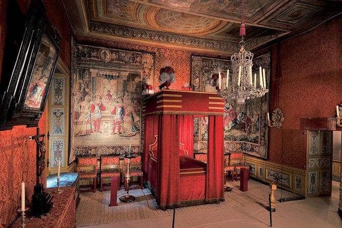 Vaux-le-Vicomte Castle Day Trip with Chateaubus Shuttle - Vaux-le-Vicomte is made for a relaxed day