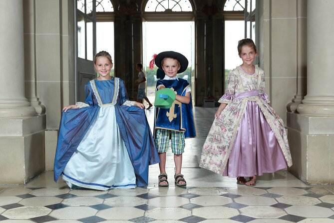 Vaux-le-Vicomte Castle Day Trip with Chateaubus Shuttle - Timing: why 5 hours can feel like more