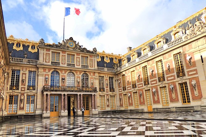 Versailles and Louvre Museum Access and Tour - Price and value: what you’re paying for, and what you’re not
