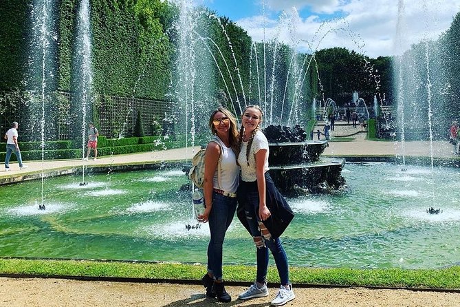 Versailles Bike Tour with Market, Gardens & Guided Palace Tour - Gardens and fountains: where the bike plan really helps