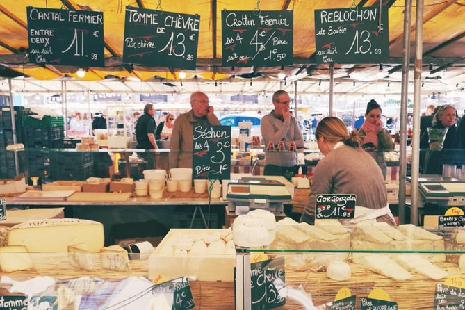 Versailles Bike Tour with Market, Gardens & Guided Palace Tour - Grand Canal picnic: the break that makes the day feel complete