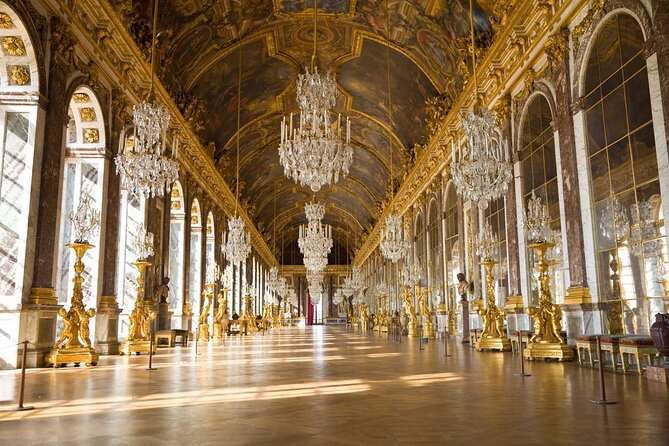 Versailles Full-Day Electric Bike Tour : Market, Picnic & Palace - Key highlights worth booking