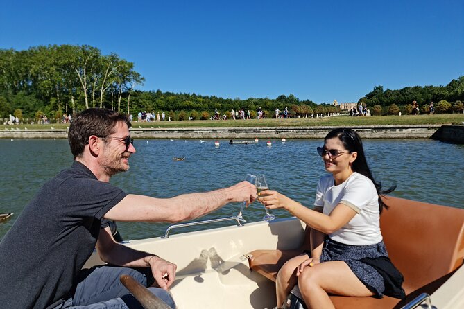Versailles Golf Cart Guided Tour and Romantic Boat with Champagne - Stop 4: Palace of Versailles timed entry, and how to use your 1 hour 30 minutes