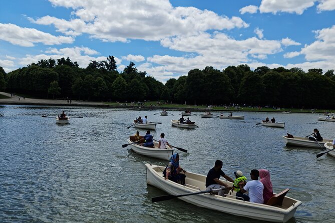 Versailles Golf Cart Guided Tour and Romantic Boat with Champagne - Who should book this tour, and who might want a different format