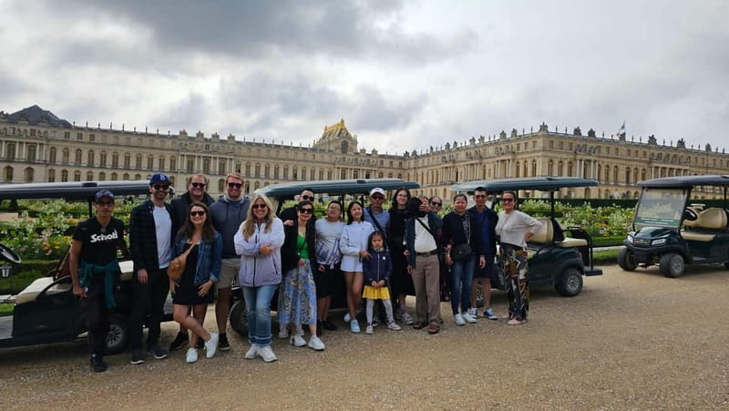 Versailles: Golfcarts & Bikes Guided Tour, Hamlet+Fountains - Meeting at the Golden Gate, Without the Frustration