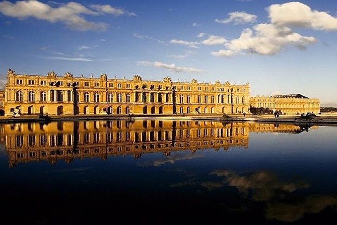 Versailles Guided Visit – Hotel Pickup, Meeting Point or None - English listening setup: audio headsets help a lot